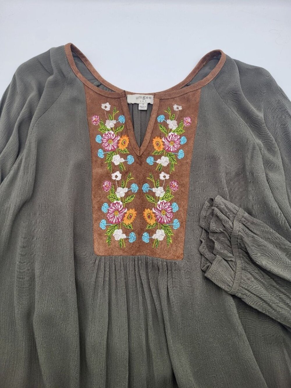Umgee Womens SZ S Floral Embossed Peasant Boho Tunic Blouse Festival Cottage - Picture 9 of 9